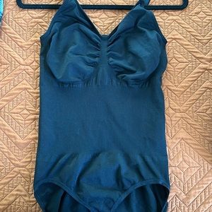 Black bodysuit shape wear